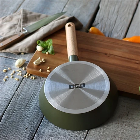 Poêle Ector Induction Aluminium Revêtu Manche En Bois 20 Cm Vert 2 Poêle Ector Induction Aluminium Revêtu Manche En Bois 20 Cm Vert – Image 2