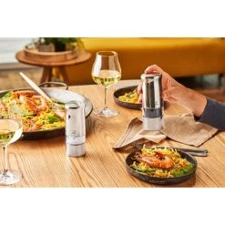 Peugeot Moulin à Sel électrique Zeli -Cuisine Fournitures Boutique 20089 2 2 Moulin a sel electrique Zeli Peugeot