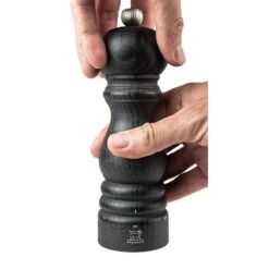 Peugeot Moulin à Sel Manuel En Bois 18 Cm Paris Graphite -Cuisine Fournitures Boutique 201238 3 2 Moulin a sel manuel en bois 18 cm Paris Graphite Peugeot