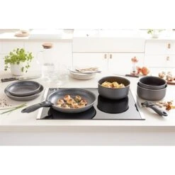 Set 3 Poêles Anti-adhésives Effet Pierre Et Manche Amovible 8 Set 3 Poêles Anti-adhésives Effet Pierre Et Manche Amovible -Cuisine Fournitures Boutique 20211 3 4 Set 3 poeles anti adhesives Effet Pierre et manche amovible Mathon