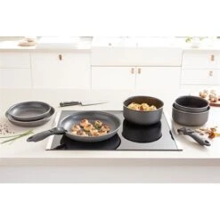 Set 3 Poêles Anti-adhésives Effet Pierre Et Manche Amovible 9 Set 3 Poêles Anti-adhésives Effet Pierre Et Manche Amovible -Cuisine Fournitures Boutique 20211 4 4 Set 3 poeles anti adhesives Effet Pierre et manche amovible Mathon