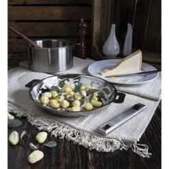 Poêle Inox Strate 28 Cm -Cuisine Fournitures Boutique 271143 3 4 Poele inox Strate 28 cm Cristel