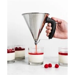 De Buyer Entonnoir à Piston Kwik Noir -Cuisine Fournitures Boutique 573050 3 1 Entonnoir a piston Kwik noir De Buyer