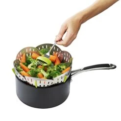 Joseph Joseph Panier Vapeur Pliable Anti-rayure -Cuisine Fournitures Boutique 670099 2 1 Panier vapeur pliable anti rayure Joseph Joseph