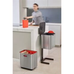 Joseph Joseph Poubelle Totem Acier Inoxydable 60 L - 2 Compartiments 30 L -Cuisine Fournitures Boutique 678001 3 2 Poubelle Totem acier inoxydable 60 L 2 compartiments 30 L Joseph Joseph